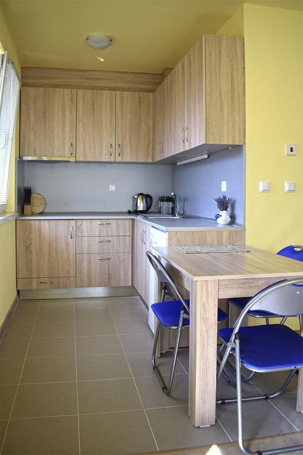 Starlight Studios Burgas Luaran gambar